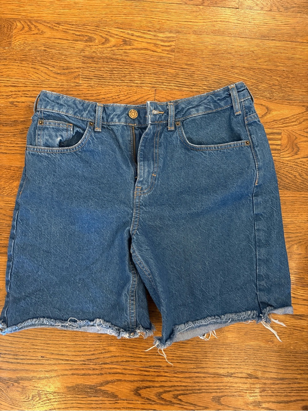 BDG mom shorts Classic Denim Cutoff Shorts